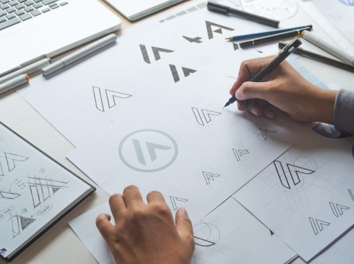 6 Tips on Choosing a Logo That Helps Your Brand Stand Out