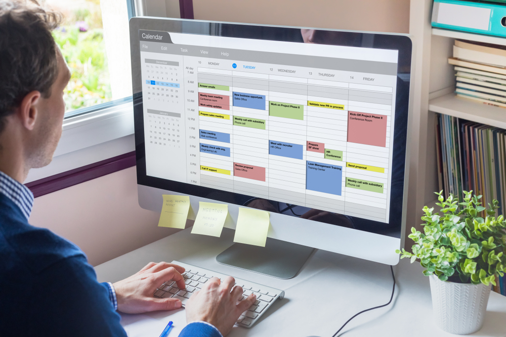 computer screen with calendar
