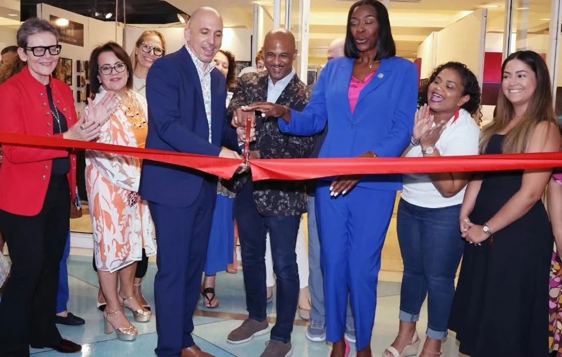 The grand opening of Zero Empty Spaces’ 33rd location, inside the Design Center of the Americas (DCOTA) in Dania Beach, FL, welcoming 24 resident artists. Photo: @loganfazio